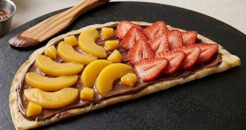 Nutella, durazno en almibar y fresa natural